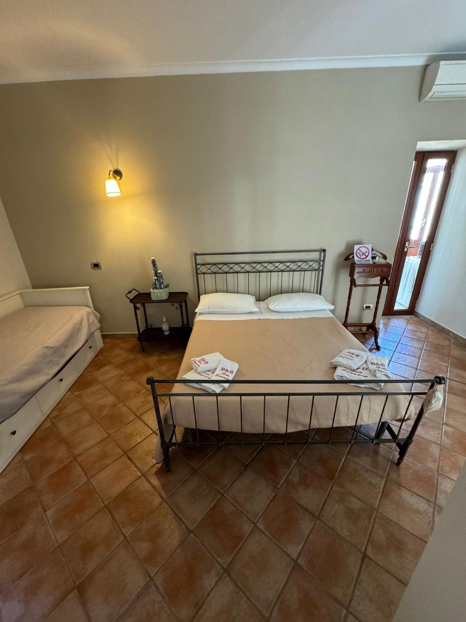 Beb Don Gennaro Bed & Breakfast Naples Luaran gambar